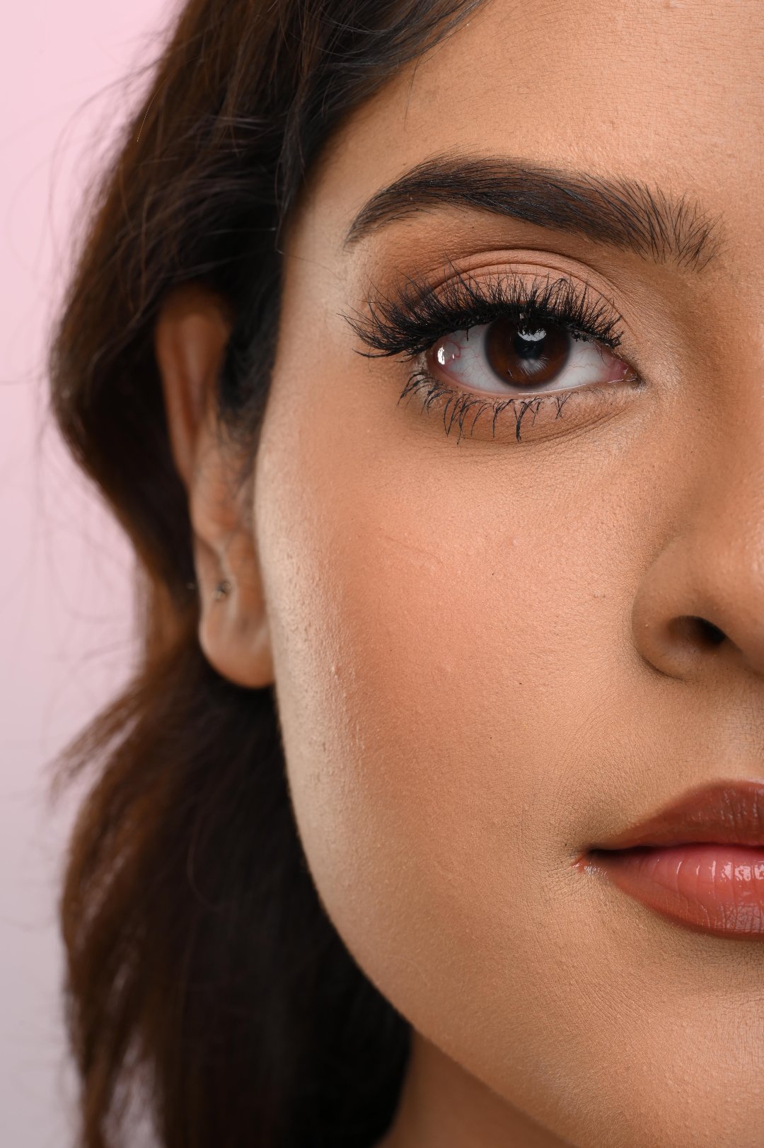 Wispy Eyelashes closeup