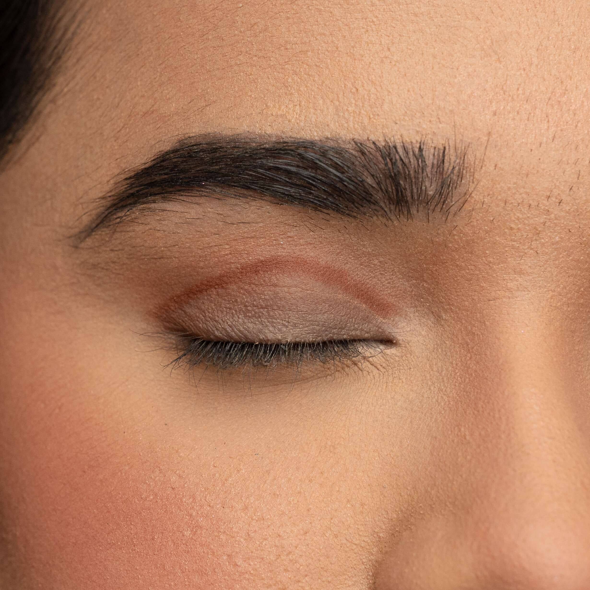 Matte Eyeshadow Look- STEP 2